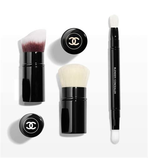 chanel tools and brushes.